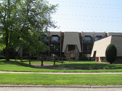 7316 Blackstone Ave. #35, Justice, IL 60458