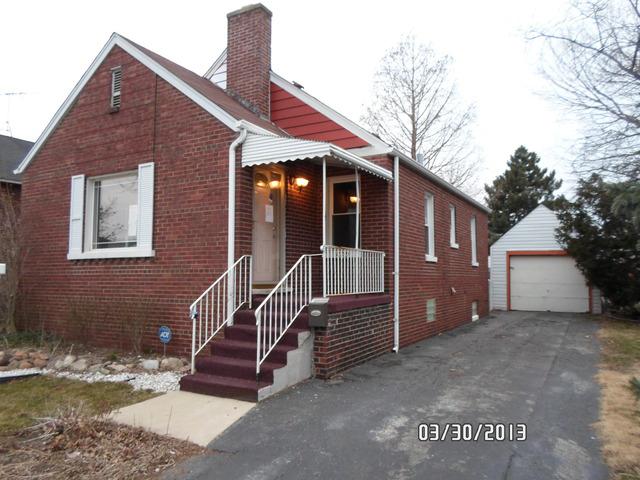 562 Harrison Ave., Calumet City, IL 60409