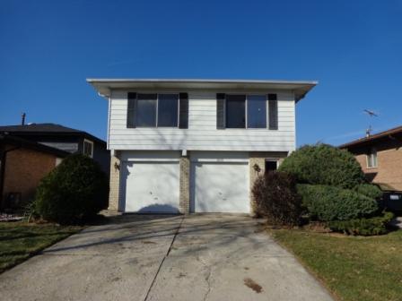 18130 Ravisloe Ter., Country Club Hills, IL 60478