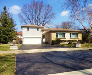 370 Park Dr., Northbrook, IL 60062