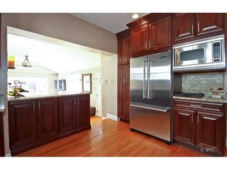 611 N Washington Ave., Park Ridge, IL 60068