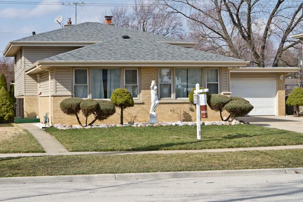 30 E Kathleen Dr., Des Plaines, IL 60016