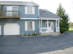 11413 Douglas Ave. #D, Huntley, IL 60142