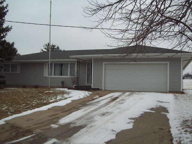106 Pleasant Ct., Walnut, IL 61376