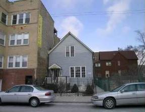 3038 W Diversey Ave., Chicago, IL 60647