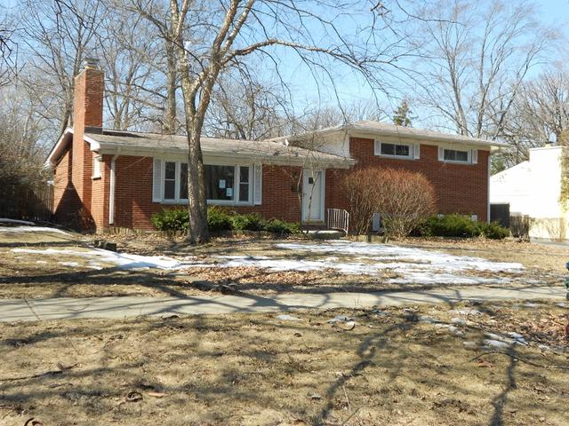 426 Mawman Ave., Lake Bluff, IL 60044