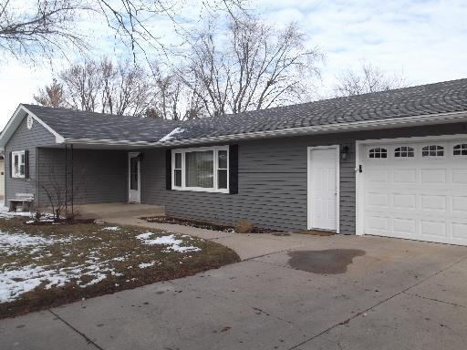 1850 Maness Ct., Sycamore, IL 60178