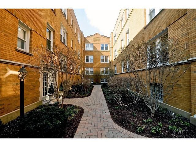 628 W Roscoe St. #1S, Chicago, IL 60657