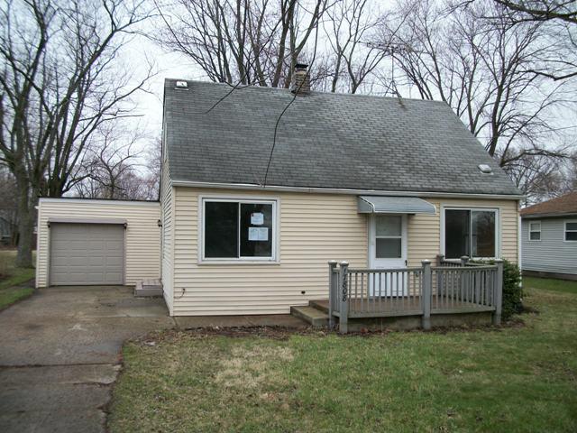 17808 Locust St., Lansing, IL 60438
