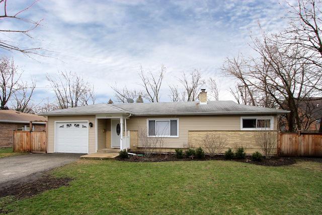 2339 Dundee Ave., Northbrook, IL 60062