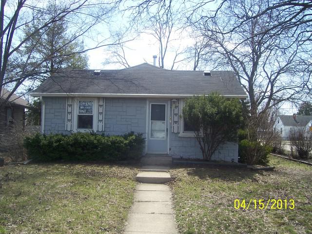 901 Colonial Dr., Machesney Park, IL 61115