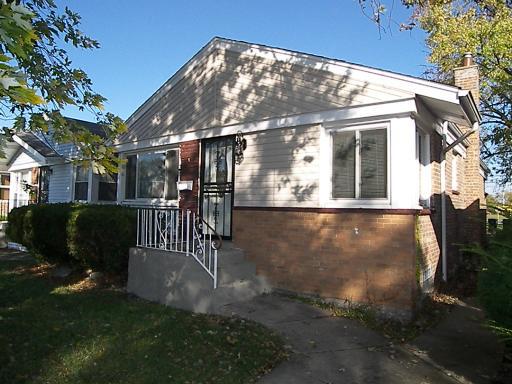 2032 W 82nd St., Chicago, IL 60620