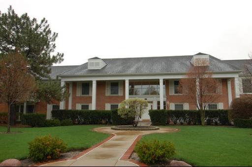 112 Carriage Way Dr. #209, Burr Ridge, IL 60527