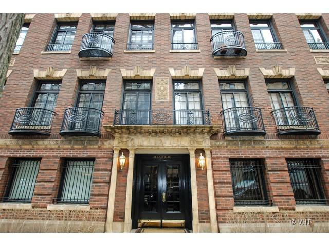 21 E Elm St. #2C, Chicago, IL 60611