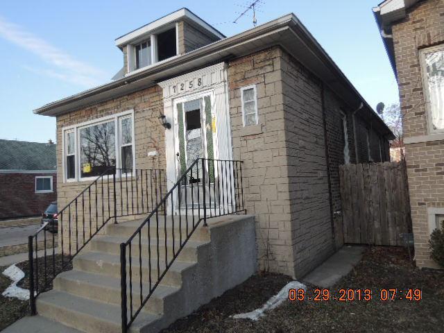 7258 S Maplewood Ave., Chicago, IL 60629