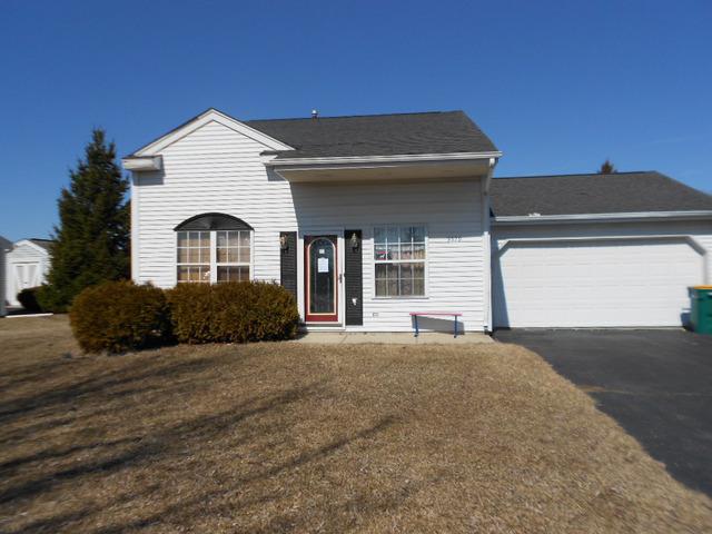 3579 Plymouth Ln., Island Lake, IL 60042