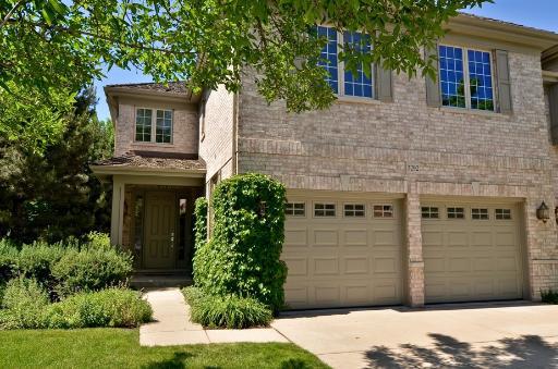 2292 Royal Ridge Dr., Northbrook, IL 60062