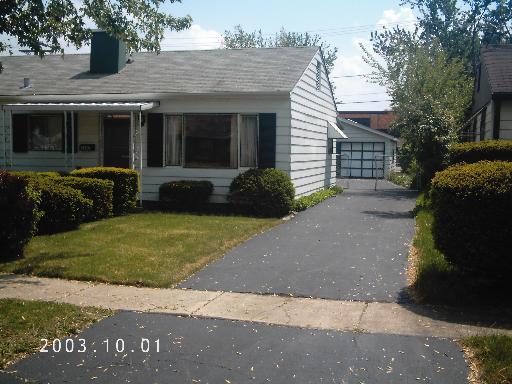2407 Sunset Rd., Hazel Crest, IL 60429
