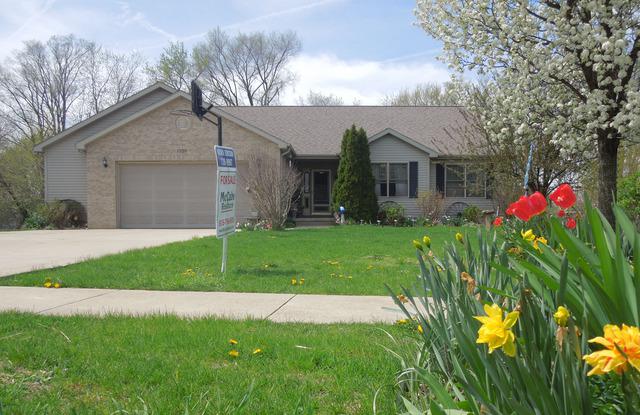 1359 Everett St., Sycamore, IL 60178