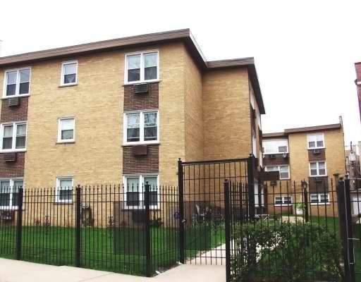 2060 W Chase St. #1B, Chicago, IL 60645