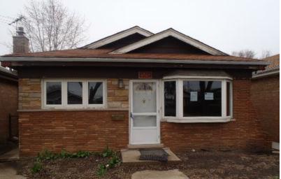 4542 Warsaw Ave., Lyons, IL 60534