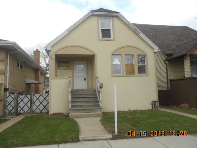 12757 Sacramento Ave., Blue Island, IL 60406