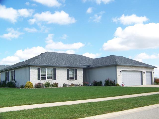 260 Park St., Momence, IL 60954