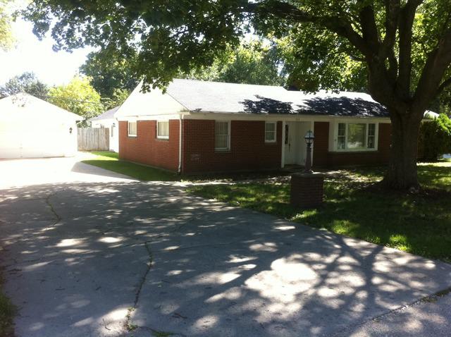 914 Watson St., Aurora, IL 60505