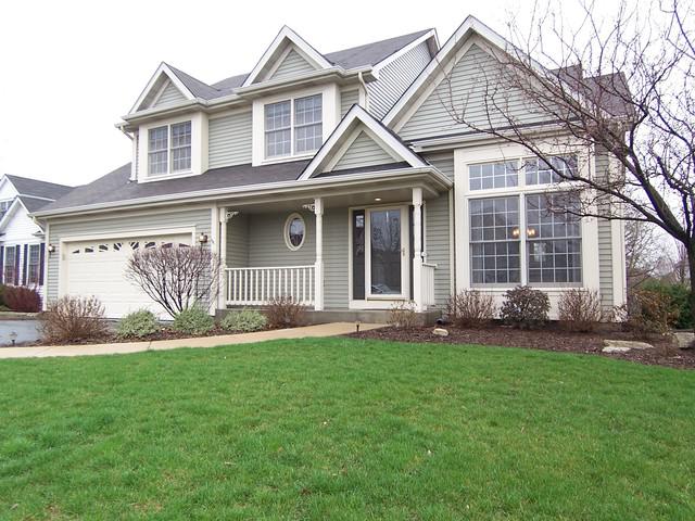 1308 Meadow Ln., North Aurora, IL 60542