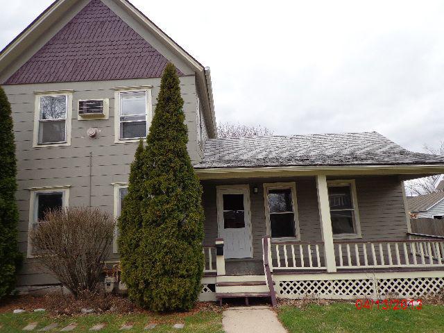 1505 Court St., Mchenry, IL 60050