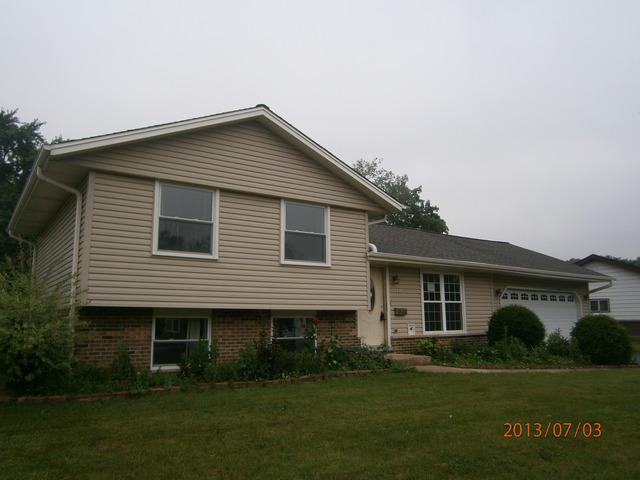280 Thacker St., Hoffman Estates, IL 60169