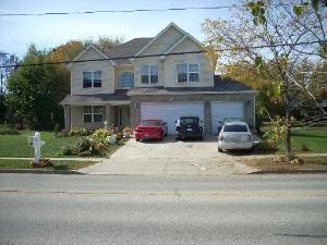 940 Belle Plaine Ave., Gurnee, IL 60031