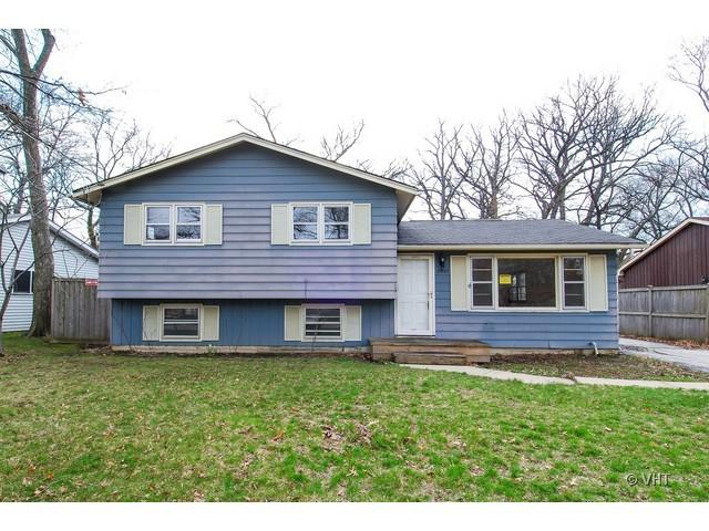 33405 N Lone Rock Rd., Grayslake, IL 60030