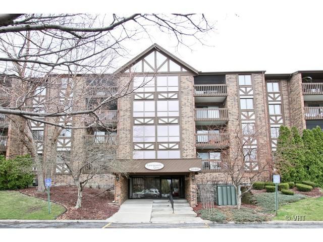 10441 Circle Dr. #26C, Oak Lawn, IL 60453