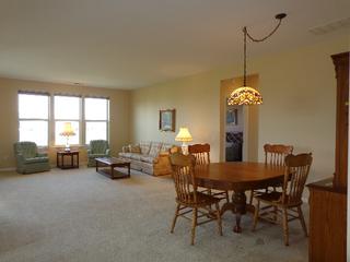 3450 Bagatelle Ln., Mundelein, IL 60060