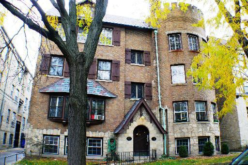 7442 N Hoyne Ave. #2N, Chicago, IL 60645