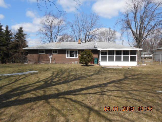 3715 Country Club Ave., Gurnee, IL 60031