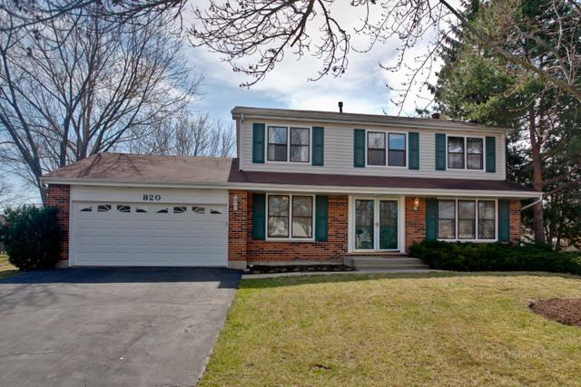 820 Ravenswood Ct., Lake Zurich, IL 60047