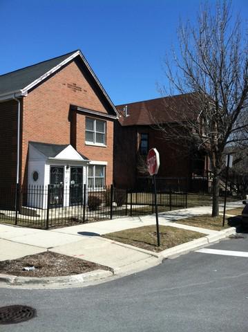 2058 W Monroe St., Chicago, IL 60612