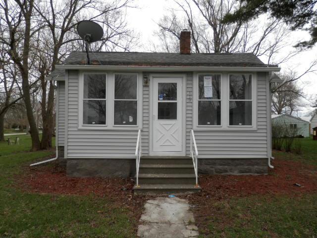 113 Main St., Emington, IL 60934