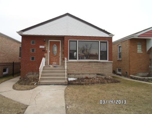 5332 N Nagle Ave., Chicago, IL 60630