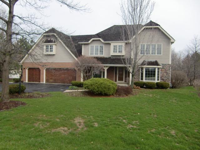 21 North Trail Rd., Hawthorn Woods, IL 60047