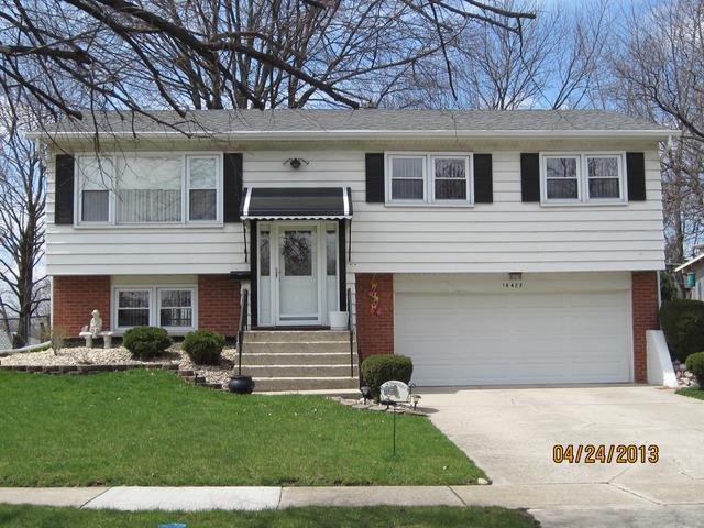 16422 Ridgeland Ave., Tinley Park, IL 60477