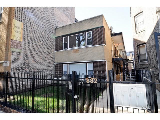 4882 N Ashland Ave., Chicago, IL 60640