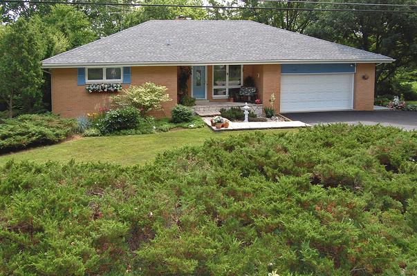 30975 Blackhawk Tr., Grayslake, IL 60030