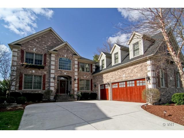 439 Hillside Rd., Naperville, IL 60540