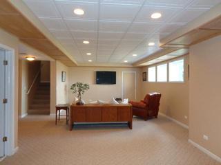 2062 Broadmoor Ln., Vernon Hills, IL 60061