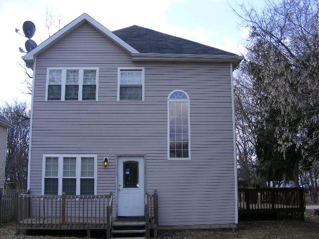 10401 Wilmette Ave., Algonquin, IL 60102