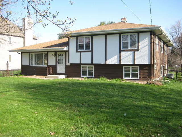 720 41 St., Downers Grove, IL 60515