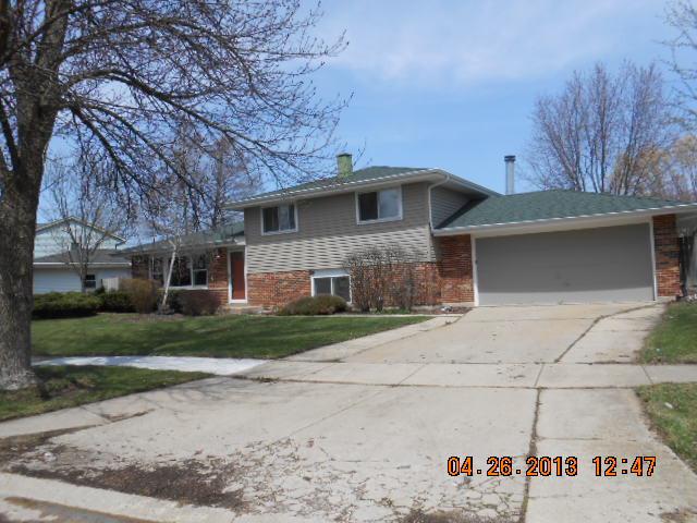 984 Hyacynth Ln., Bartlett, IL 60103